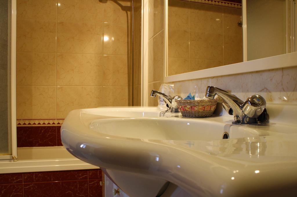 Hotel Villa Ducal 奥苏纳 客房 照片